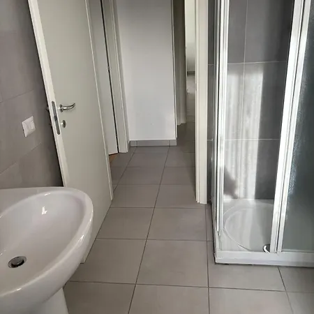 Borgo Secolo 2 * بسكييرا ديل غاردا